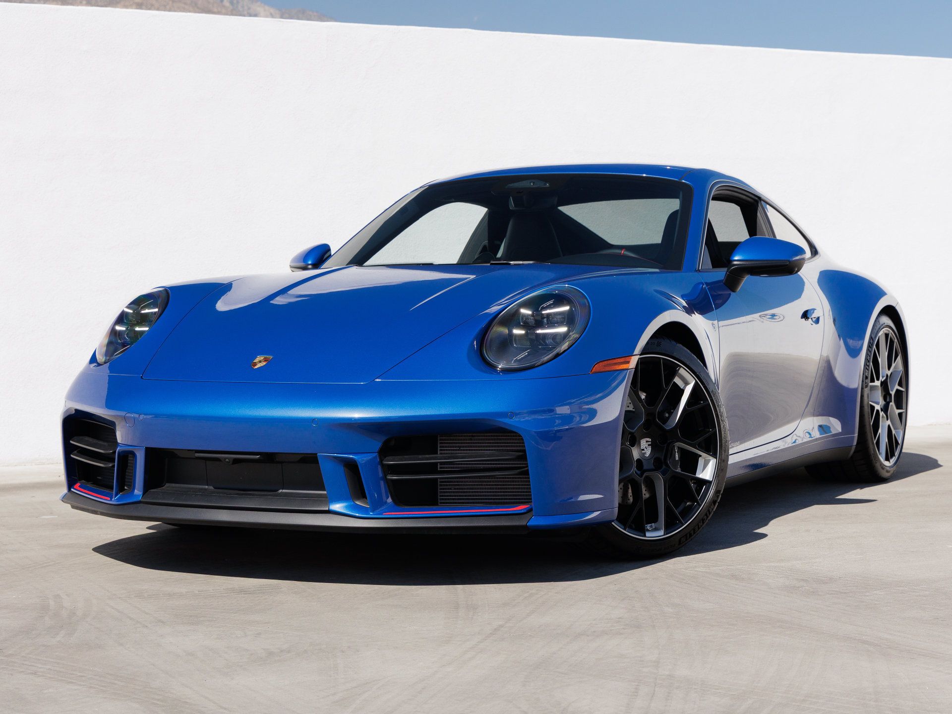 Used 2026 Porsche 911 Carrera T RWD image 1
