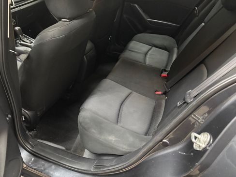 Used 2016 MAZDA MAZDA3 i Sport FWD image 16