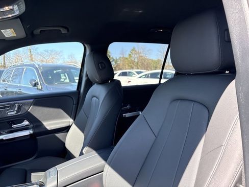 Certified 2025 Mercedes-Benz GLB 250 image 14