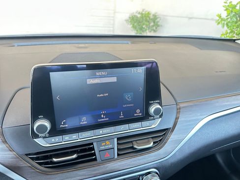 Used 2024 Nissan Altima 2.5 SV image 21