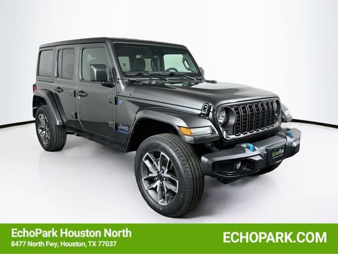 Used 2024 Jeep Wrangler Unlimited w/ Convenience Group AWD/4WD image 1