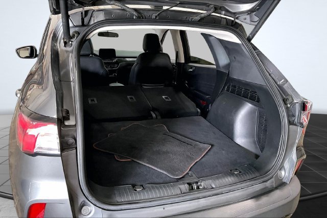 Used 2021 Ford Escape SEL w/ SEL Stealth AWD Package image 6
