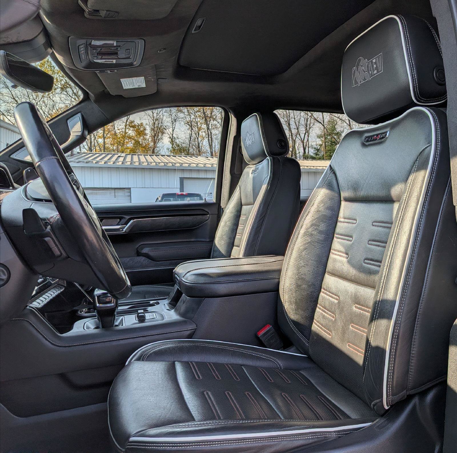 Used 2024 GMC Sierra 1500 AT4X w/ AT4X AEV Edition AWD/4WD image 12