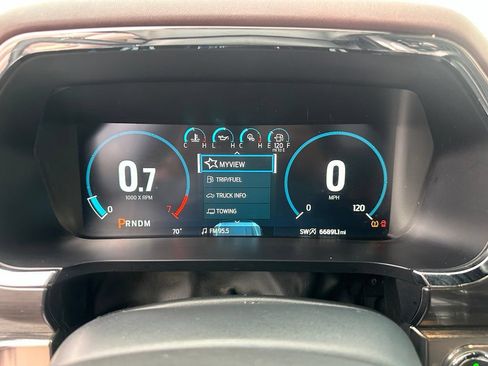 Used 2023 Ford F150 Lariat w/ FX4 Off-Road Package AWD/4WD image 15