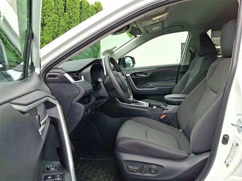 Used 2024 Toyota RAV4 XLE image 14