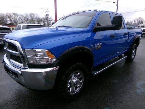 Used 2014 RAM 2500 Tradesman w/ Chrome Appearance Group image 7