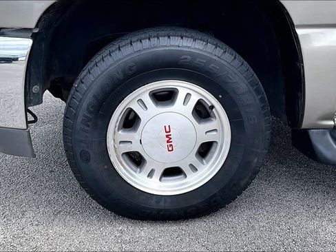 Used 2001 GMC Yukon SLE RWD image 19