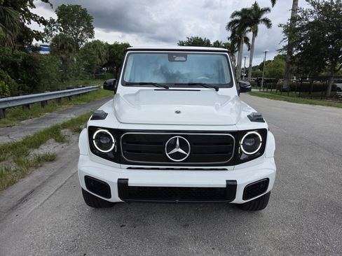 Used 2025 Mercedes-Benz G 580 w/ EQ Technology image 8