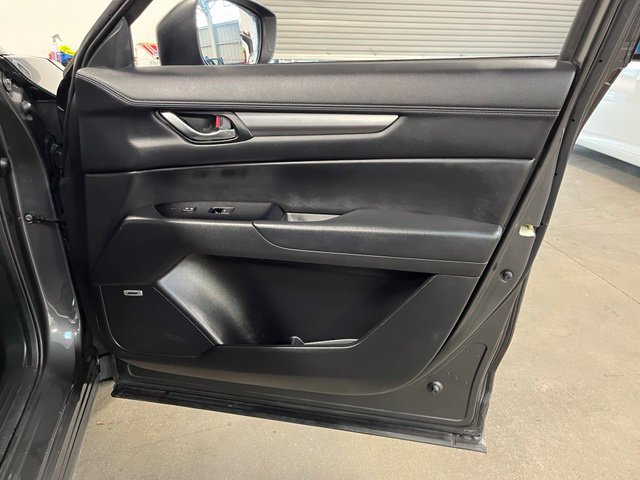 Used 2018 MAZDA CX-5 Touring w/ Preferred Equipment Package FWD image 13