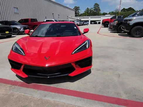 Used 2025 Chevrolet Corvette Stingray Preferred Cpe w/ 2LT RWD image 3