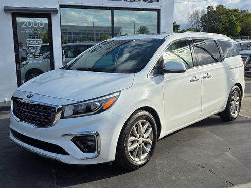 Used 2019 Kia Sedona EX w/ EX Premium Package FWD image 9