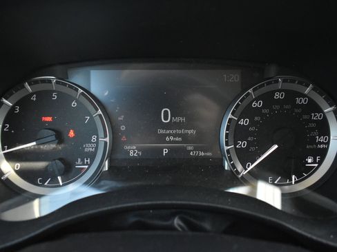 Used 2023 Toyota Highlander L image 30