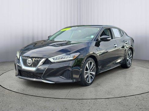 Used 2019 Nissan Maxima 3.5 SV w/ Floor Mat Group FWD image 3