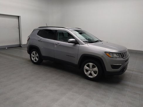 Used 2018 Jeep Compass Latitude w/ Popular Equipment Group image 11
