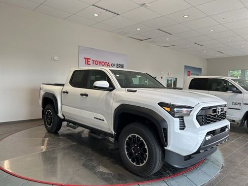 New 2025 Toyota Tacoma TRD Off-Road image 1