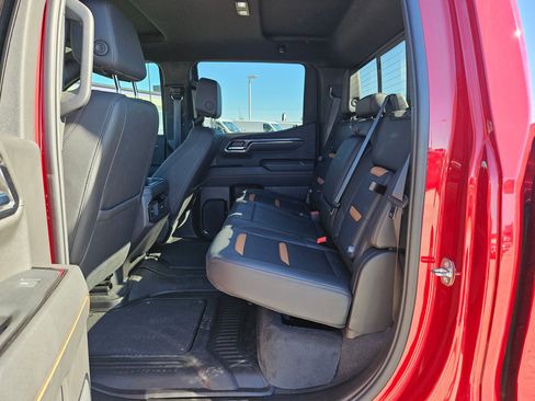 Used 2024 GMC Sierra 1500 AT4 w/ Technology Package image 14