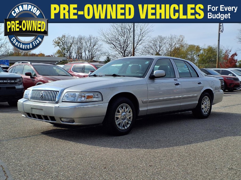 Used 2008 Mercury Grand Marquis GS RWD image 1