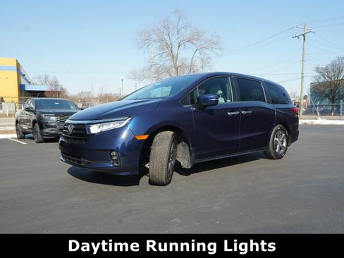 Used 2024 Honda Odyssey EX image 17