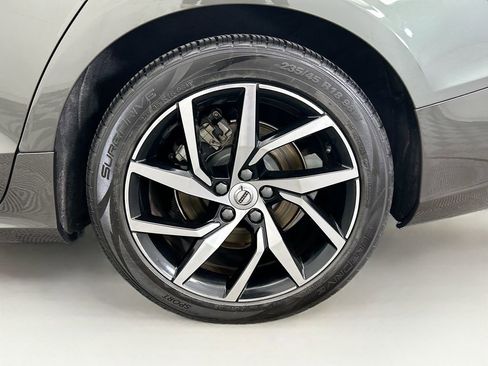 Used 2020 Volvo S60 T5 Momentum image 29