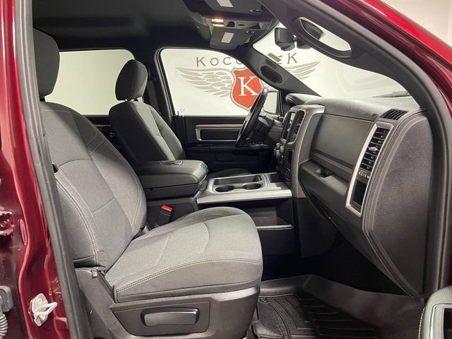 Used 2024 RAM 1500 Warlock AWD/4WD image 22