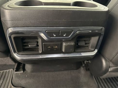 Used 2020 Chevrolet Silverado 2500 LTZ w/ LTZ Plus Package image 34