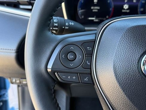 Used 2026 Toyota Corolla Cross XLE w/ Convenience Package image 18