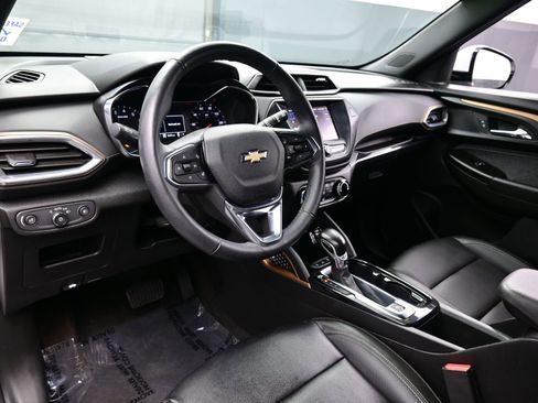 Used 2023 Chevrolet TrailBlazer ACTIV image 16
