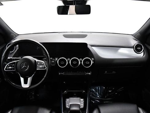 Certified 2022 Mercedes-Benz GLA 250 4MATIC image 4