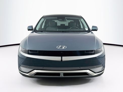 Used 2024 Hyundai Ioniq 5 Limited RWD image 2