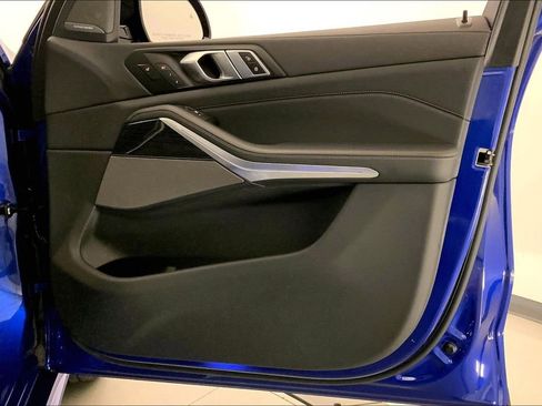Certified 2026 BMW X7 M60i AWD/4WD image 25