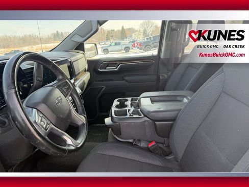 Used 2024 Chevrolet Silverado 1500 RST image 6