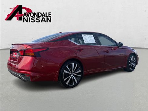 Certified 2019 Nissan Altima 2.5 SR w/ SR Premium Package image 7