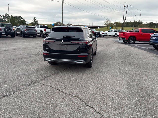 Used 2025 Mitsubishi Outlander SE FWD image 27