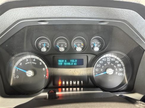Used 2015 Ford F250 XL w/ Power Equipment Group AWD/4WD image 8