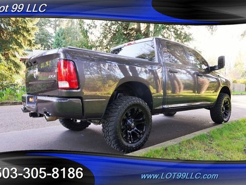 Used 2015 RAM 1500 Express AWD/4WD image 9