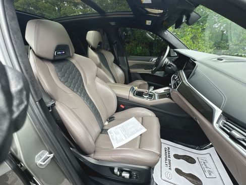 Used 2022 BMW X5 M w/ Competition Package 2 AWD/4WD image 33