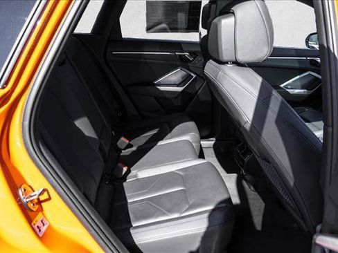 Used 2025 Audi Q3 2.0T Premium image 23