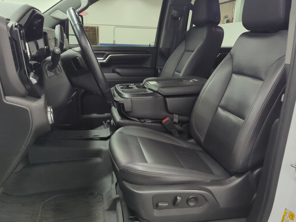 Used 2024 GMC Sierra 2500 SLT AWD/4WD image 9