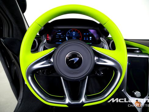 New 2026 McLaren 750S image 16