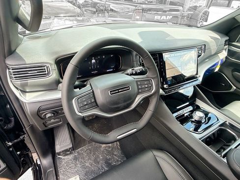 New 2026 Jeep Grand Wagoneer 2WD image 9