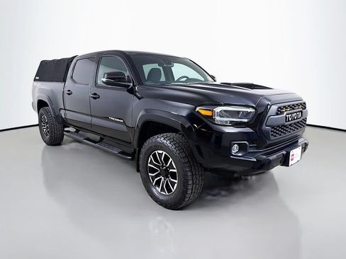 Certified 2023 Toyota Tacoma TRD Sport AWD/4WD image 4