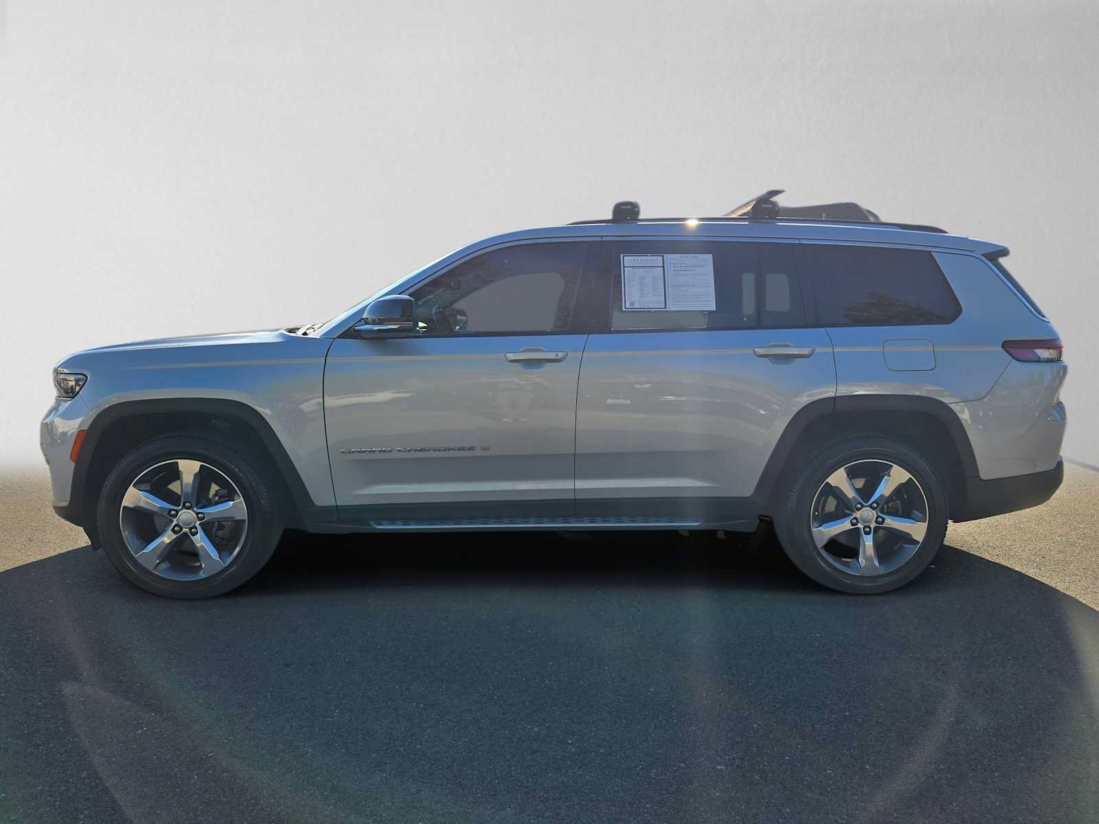 Used 2021 Jeep Grand Cherokee L Limited w/ Trailer Tow Package AWD/4WD image 6