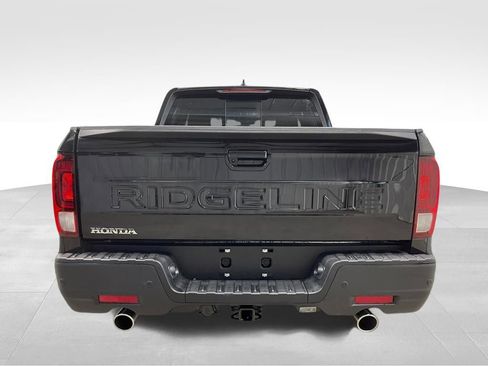 New 2026 Honda Ridgeline Black Edition image 4