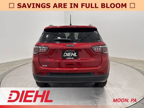 New 2026 Jeep Compass Latitude image 6