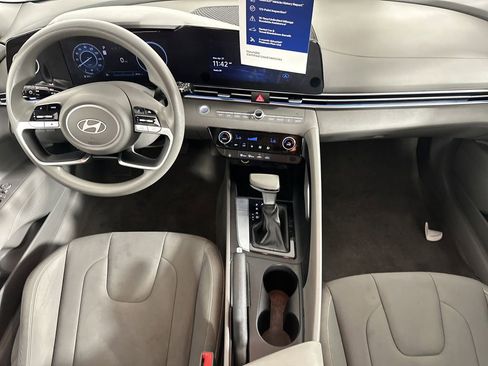 Certified 2024 Hyundai Elantra SEL FWD image 14