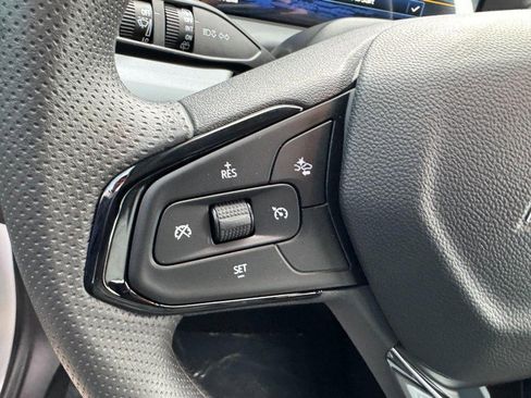 New 2027 Chevrolet Bolt LT FWD image 31