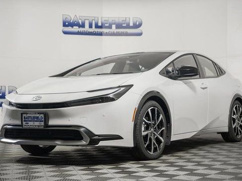 New 2026 Toyota Prius Plug-In Hybrid w/ Limited Premium Package image 3