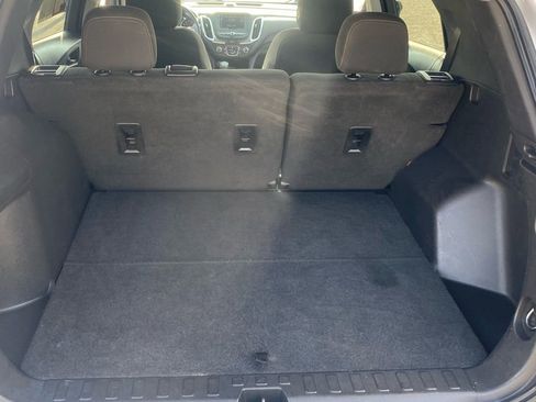 Used 2022 Chevrolet Equinox LT image 11