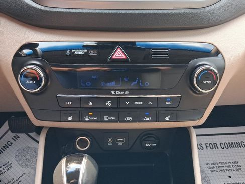 Used 2017 Hyundai Tucson SE Plus AWD/4WD image 15