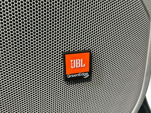 Used 2016 Toyota Highlander Limited image 30